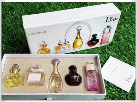 dior miniature perfume set australia.